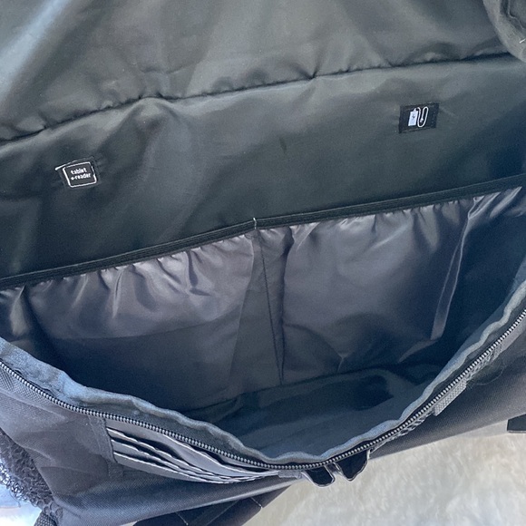 NWOT! Coca-Cola breifcase bag and FREE tshirt (size XL) - Picture 4 of 6